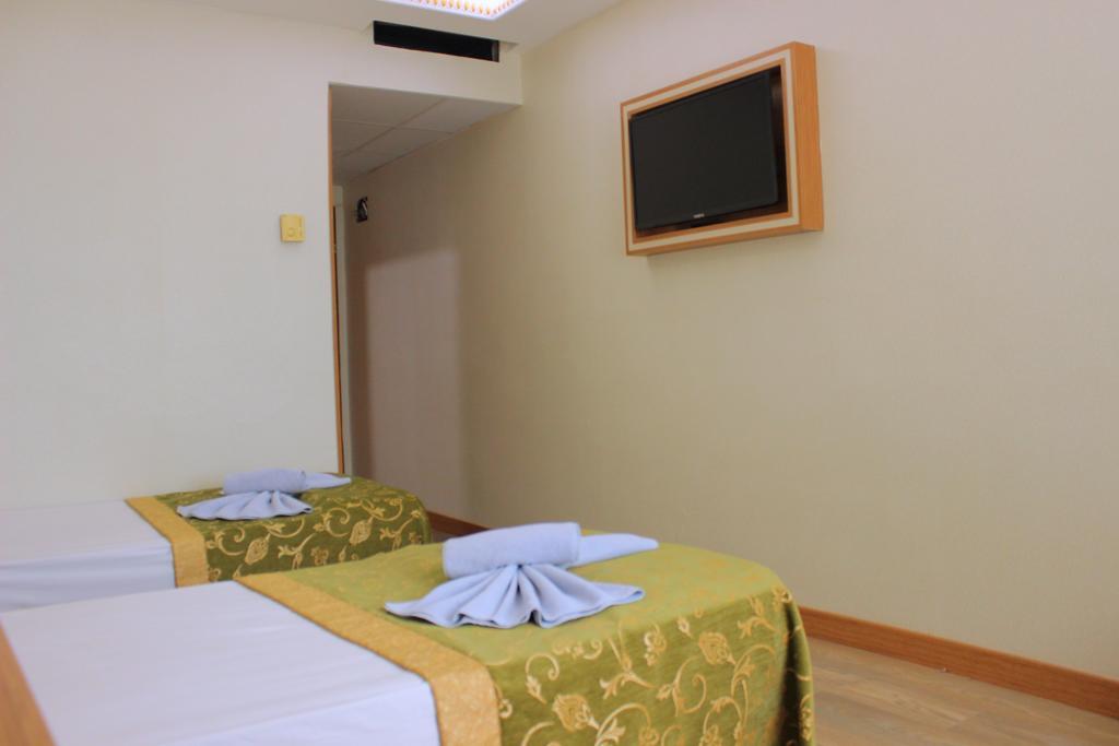 Hotel Buyuk Paris Istambul Extérieur photo