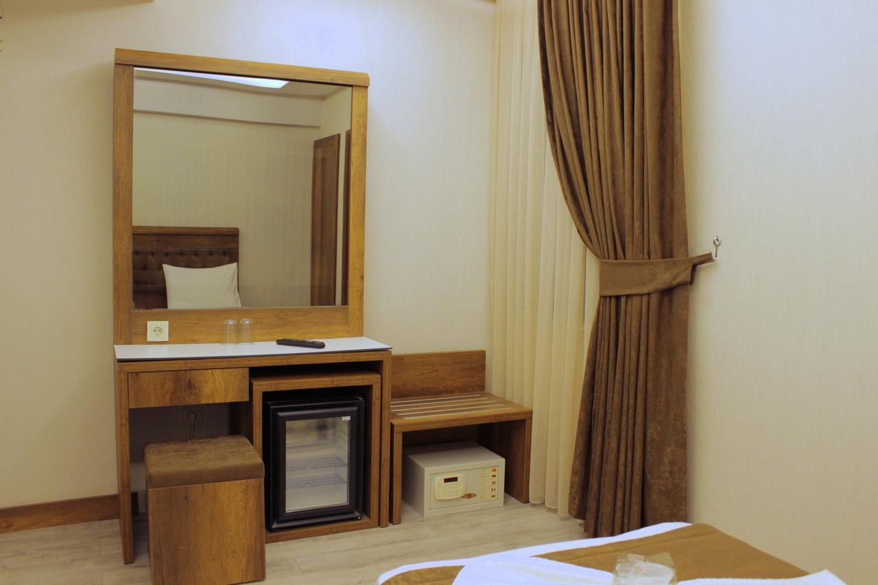 Hotel Buyuk Paris Istambul Extérieur photo